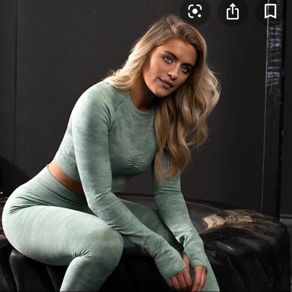 Gymshark Pants - Gymshark | Green Camo Leggings NWT Medium
